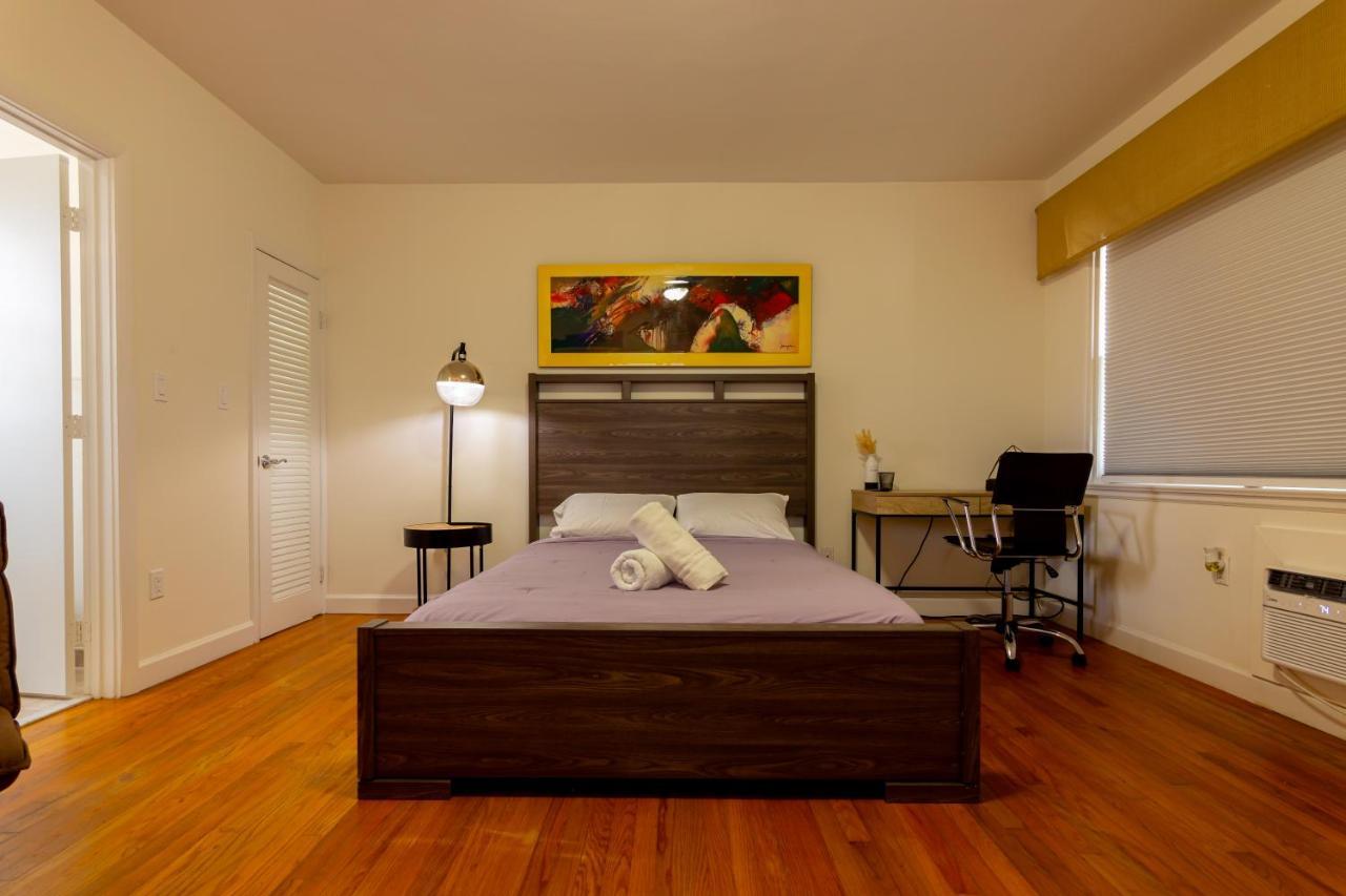 Las Olas Studio - 5 Minutes From Las Olas Beach ฟอร์ต ลอเดอร์เดล ภายนอก รูปภาพ
